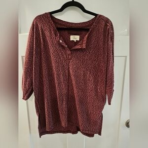 NWOT! All In Love Maroon 3 Snap Neck 3/4 Sleeve Vented Top- Medium